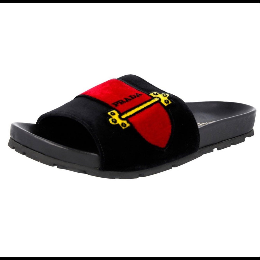 PRADA VELVET SLIDES(black)